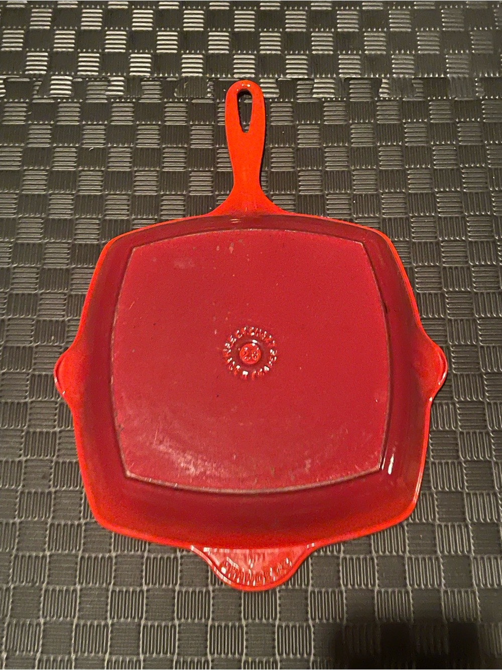 Le Creuset Square Cast Iron Skillet with Handle